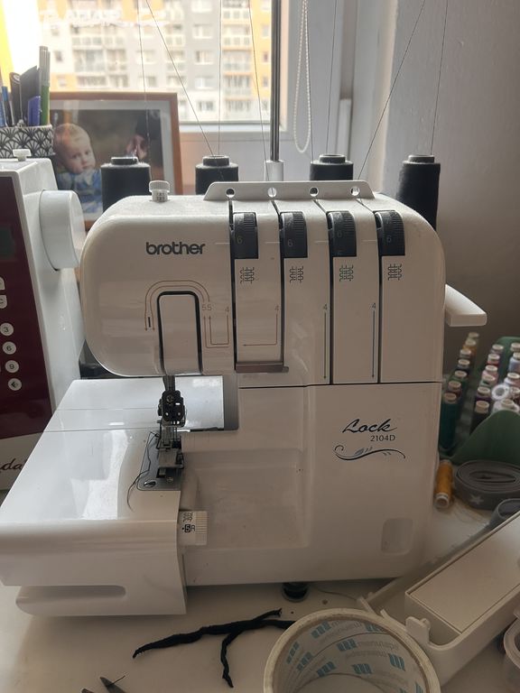 Overlock Brother 2104D