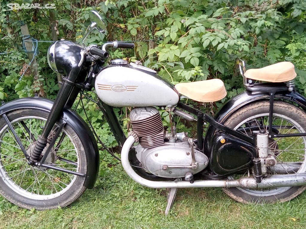 Motocykl Jawa 250/590