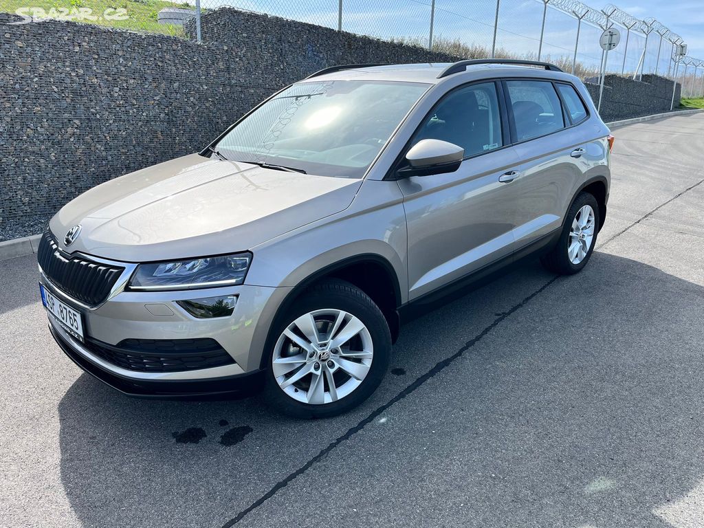 Prodám Škoda Karoq 1.5tsi 110kw najeto 7000km