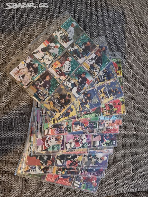 Hokejové kartičky 1994-95 FLEER kompletní set