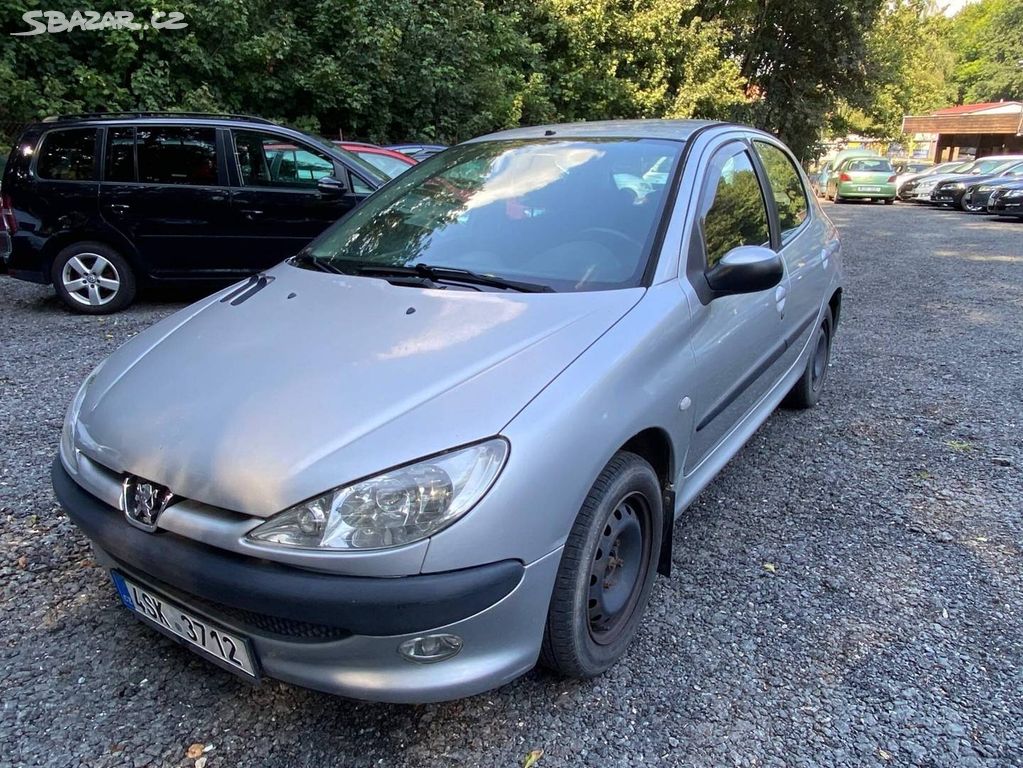 Peugeot 206 1.1 44kW el.okna nové ČR 182tkm 2004