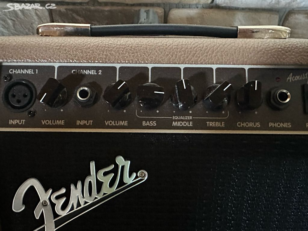 Fender Acoustasonic 15 záruka