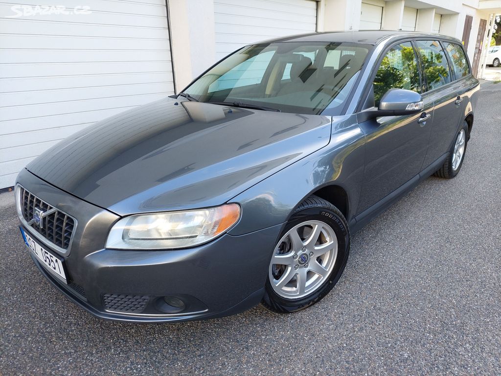 Volvo V70, 2.4 D5 120kw Manuál