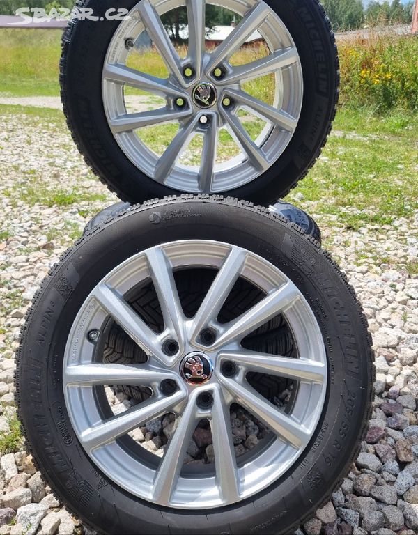 Zimní sada 16" 5x112 pneu 205/55/16 VW, Škoda