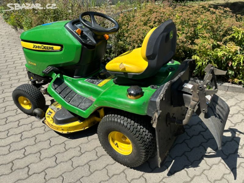 Sekačka John Deere X300R