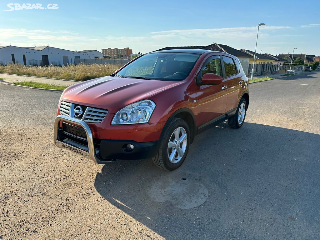 Nisan Qashqai 2,0i 104kw(benzin) 4x4 Panorama