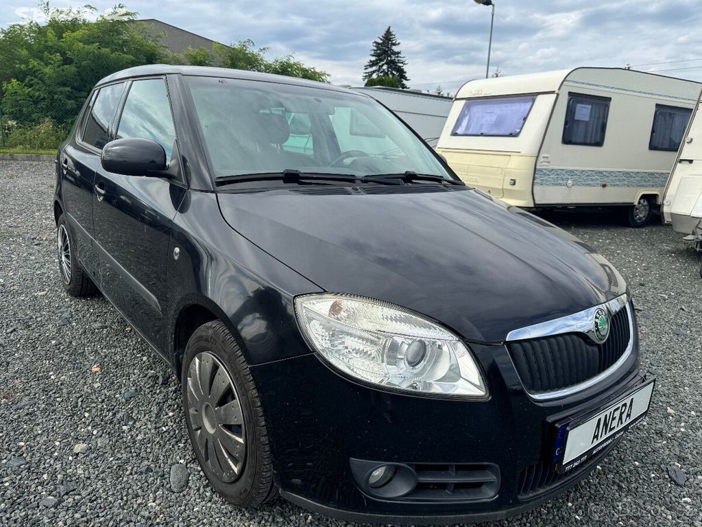 Škoda Fabia II 1.2 HTP, nová STK, sport. sedadla