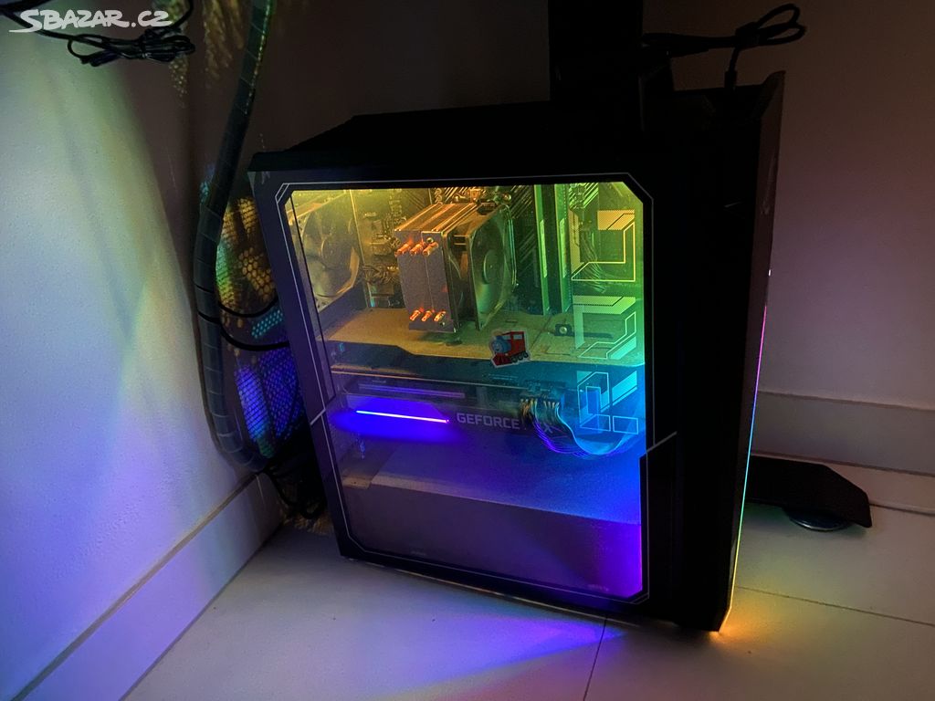 Herní počítač; PC ROG STRIX G15DK