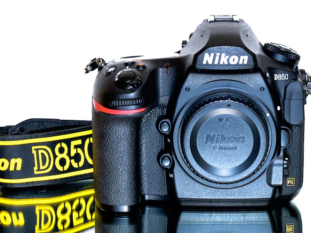 Nikon D850 jen 23 tis expozic TOP STAV