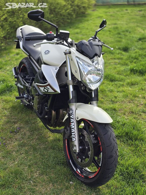 Yamaha XJ6