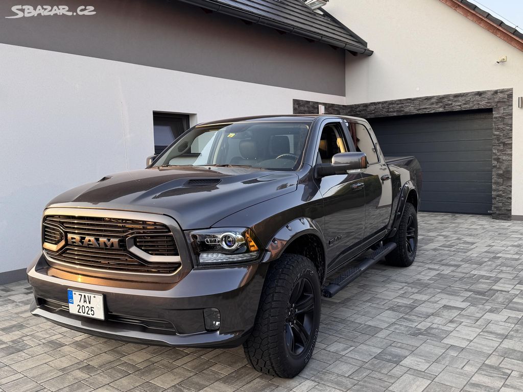 RAM 1500 SPORT. 5.7 hemi 2021 + lpg