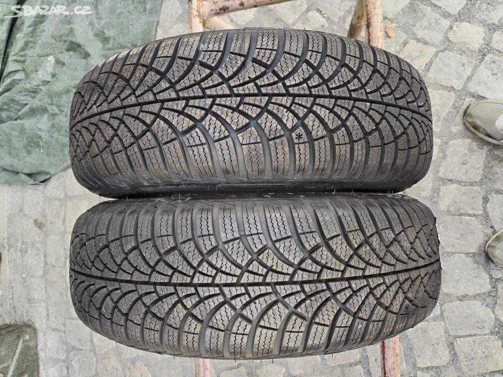 185/65/14 zimni pneu GOODYEAR 185/65 R14