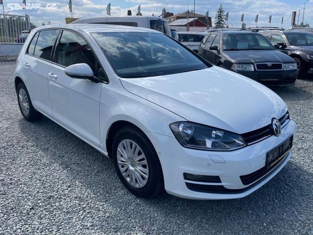 Volkswagen Golf 1.2 TSI COMFORTLINE benzín