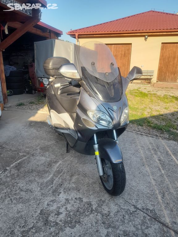 .Piaggio X9 200 EVO