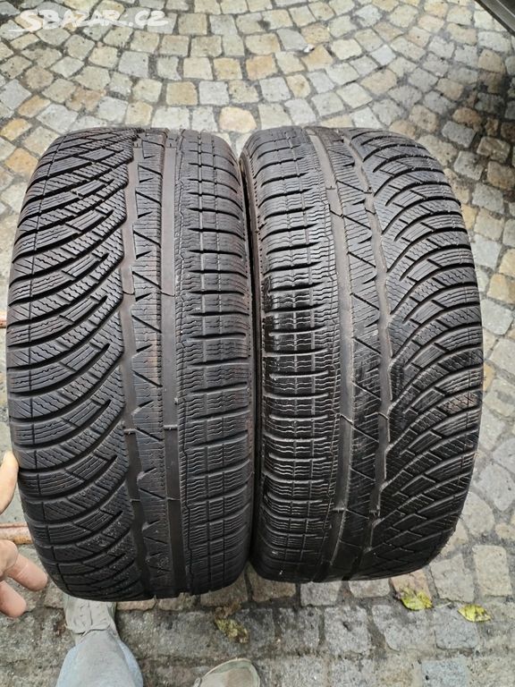 245/45/18 zimni pneu MICHELIN 245/45 R18