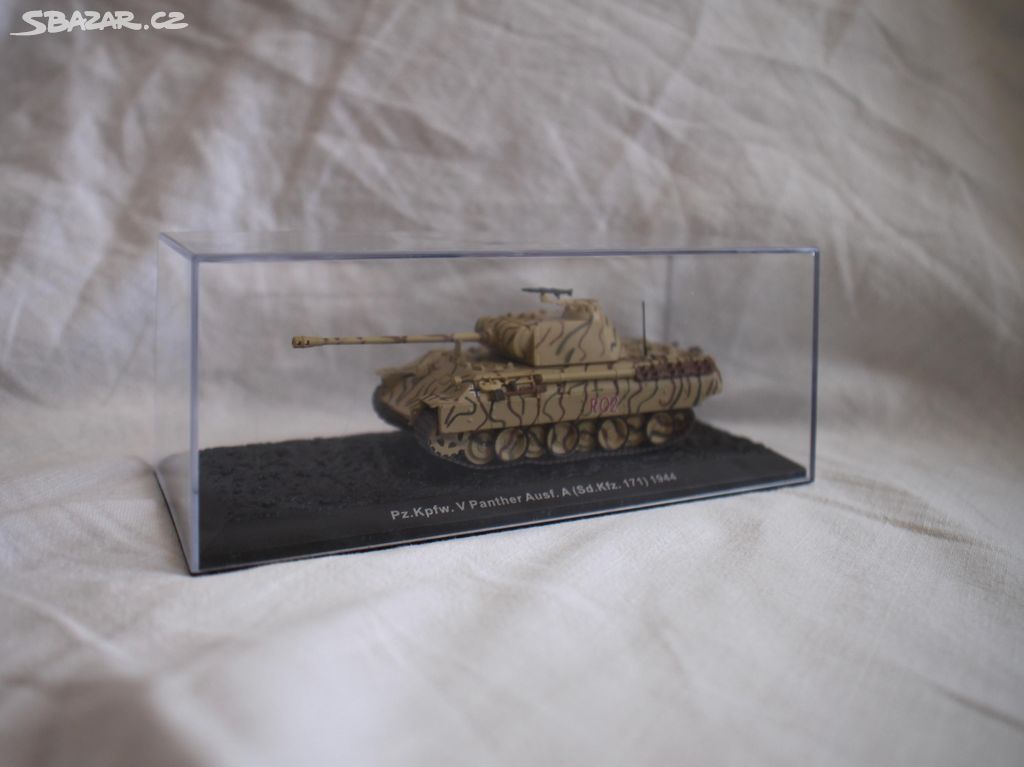 Kovový model Panzerkampfwagen - 1944 1:72