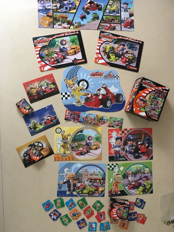 Velký set puzzlí Roary závodní auto a pexeso