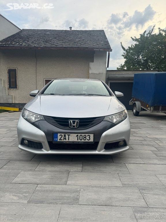 Honda Civic 2,2 Honda CIVIC 2.2 i-DTEC SPORT 1