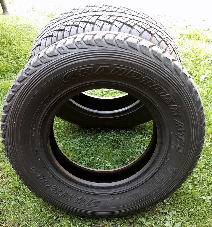 Celoroční pneu DUNLOP 195/80 R15