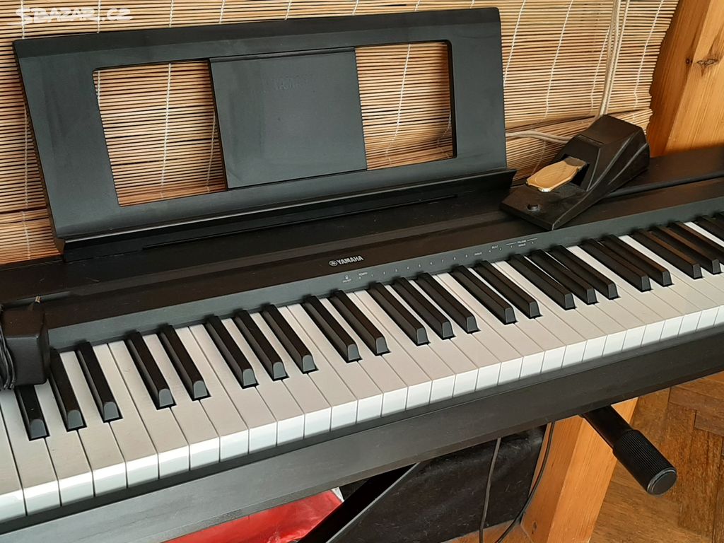 Digitální piano YAMAHA P-45