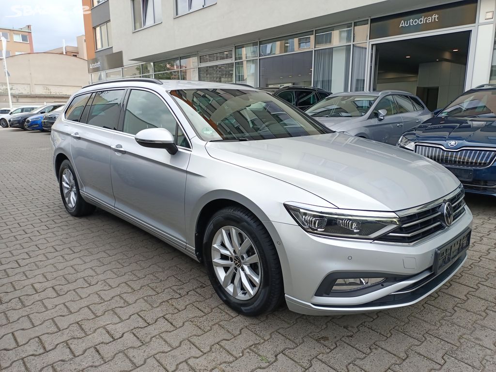 VW Passat B8 2.0TDI 110kW DSG Webasto Virtual ACC