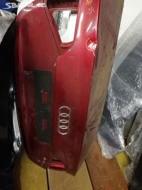 AUDI A4 8K, LIMUSINA , 8K5, VÍKO KUFRU, VÍNOVÁ