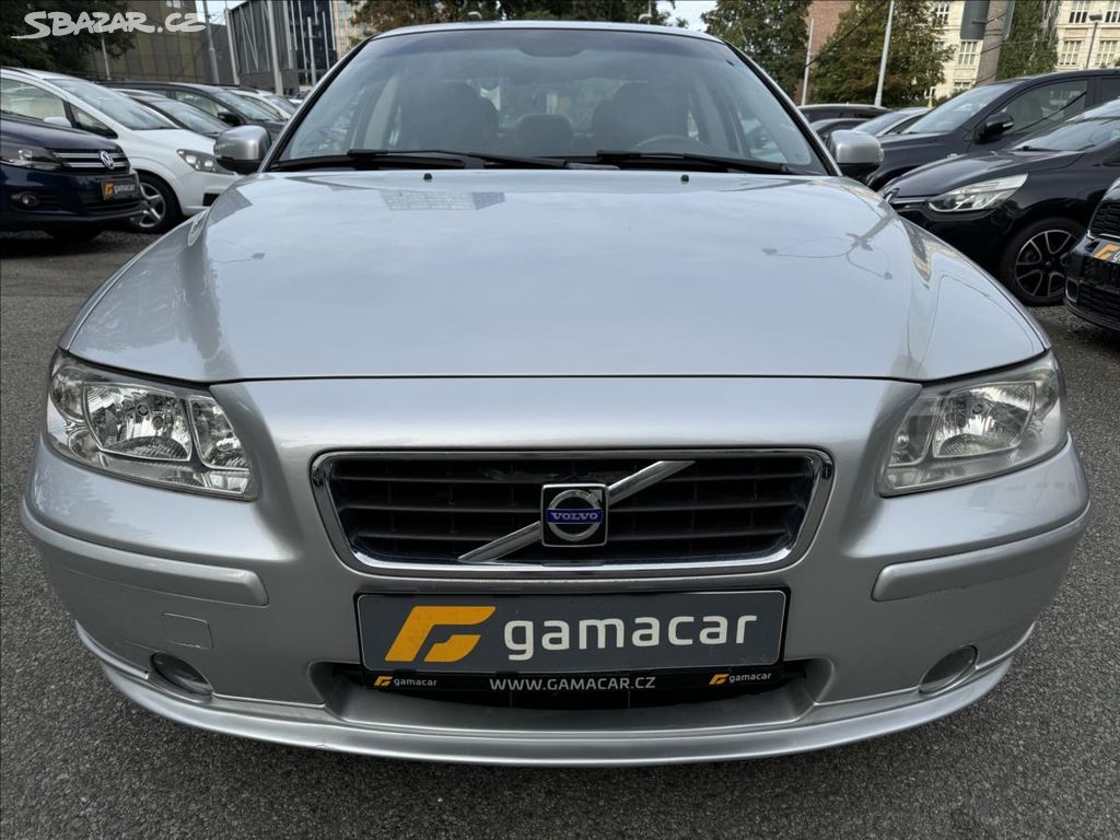 Volvo S60, 2,4 BEZ KOROZE 2,4 D5