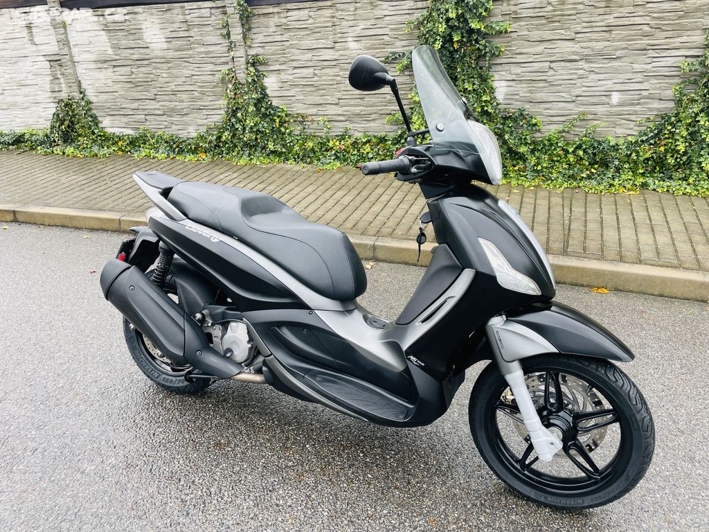 Piaggio Beverly 350 Sport Touring