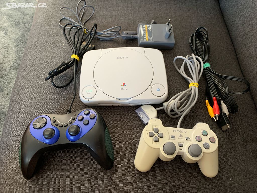 PLAYSTATION 1