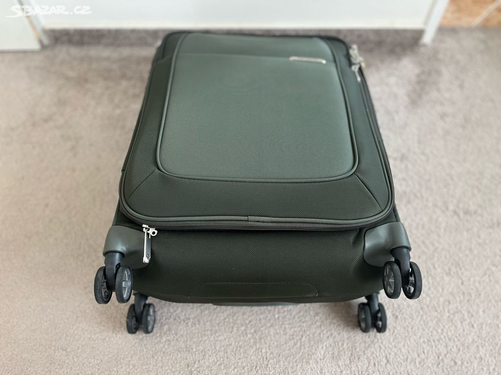 Cestovní kufr Samsonite Spinner 55cm - 15,6"