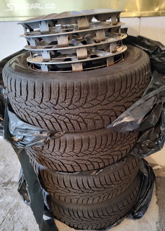 Nokian 215/60 R16 zimní