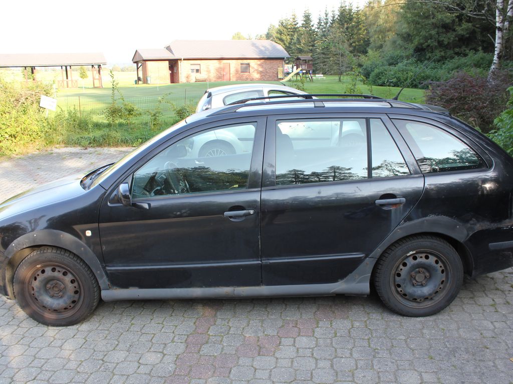 Fabia kombi , 1,9tdi, 74 Kw, 2004