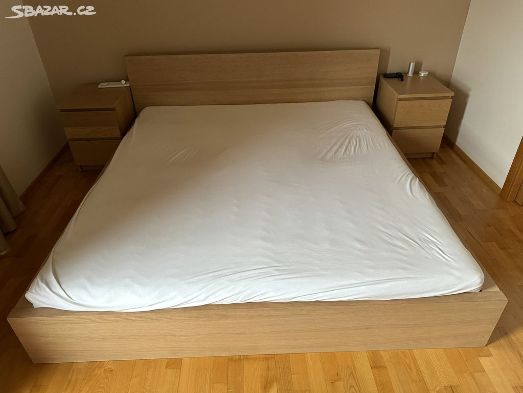 Postel Ikea MALAM + dva noční stolky + rošty