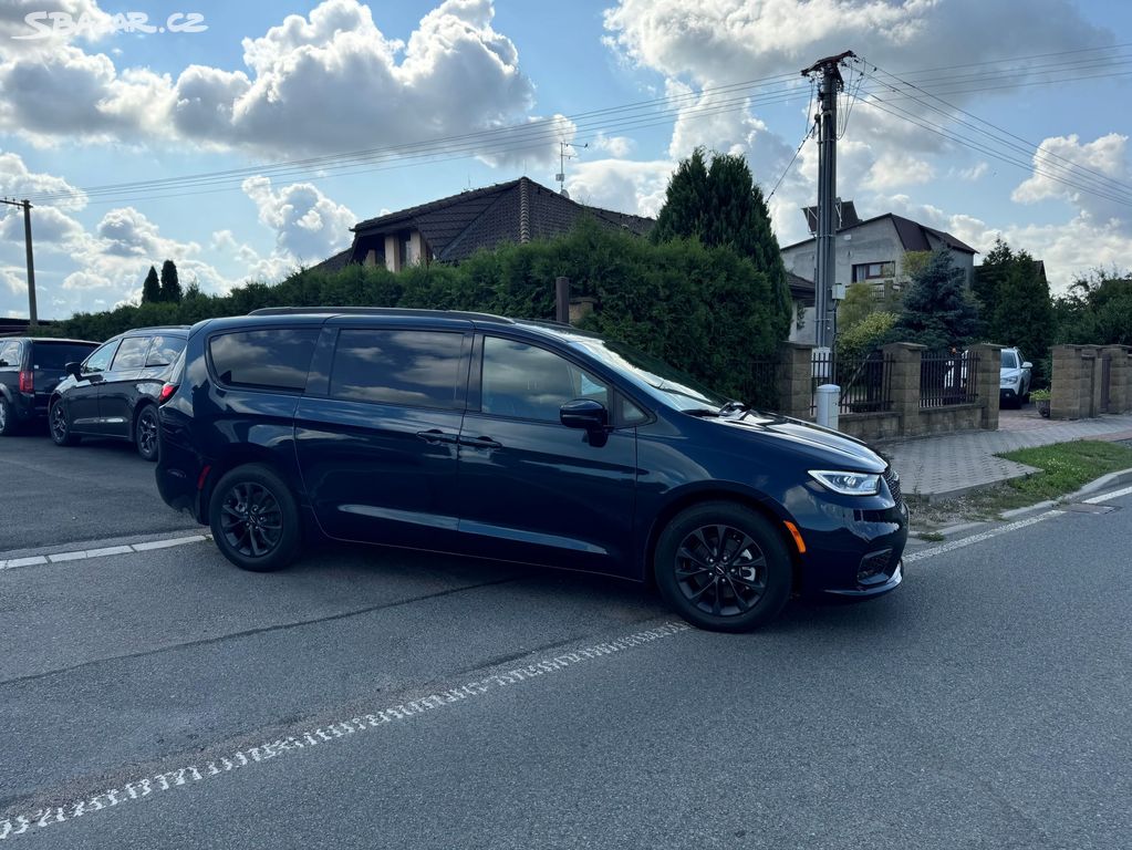 Chrysler Pacifica 3.6 S Type RU Nový model 2022