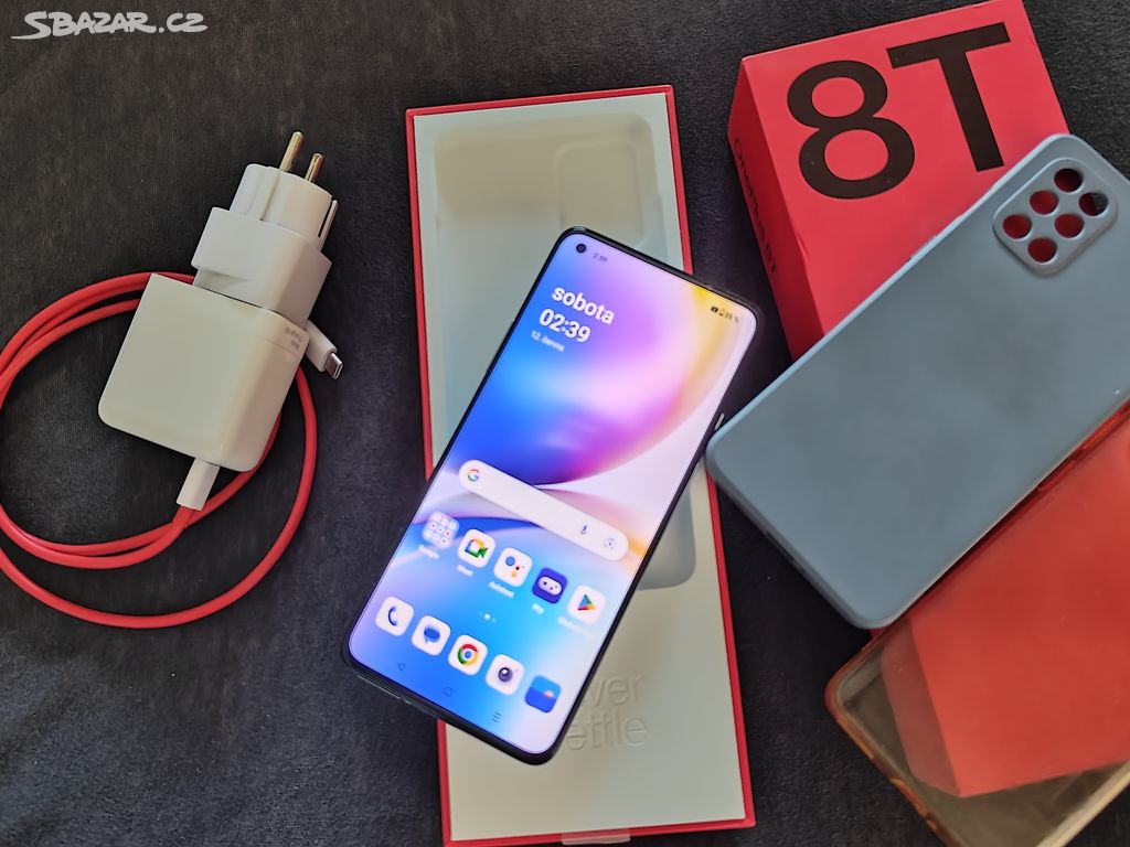 Mobilní telefon oneplus 8t