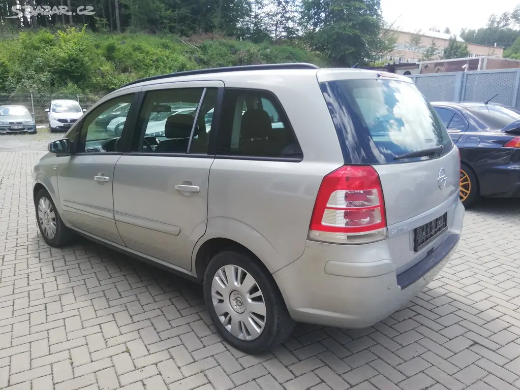 Opel Zafira 1,6i Eco, 7 míst, CNG, Klima ,serviska - fotka 4