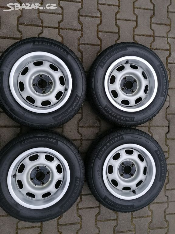 4x100 13 5,5J ET38 originál VW Golf II,III vč pneu