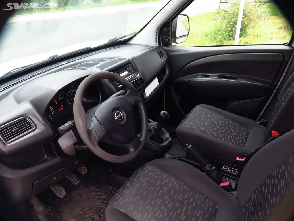 Opel Combo, 1.3 CDTi 66kW 2.4t L2H1 - fotka 3