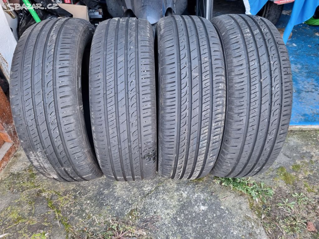 Letní pneu Barum Bravuris 5 HM 205/60/16 R16