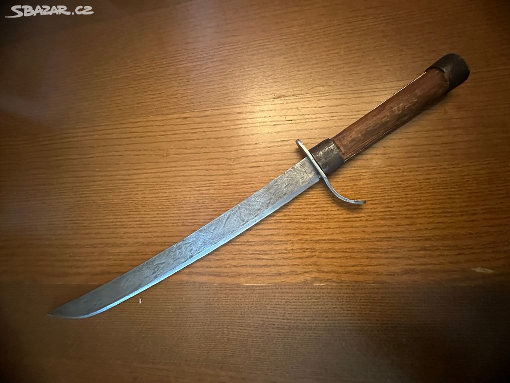 retro nůž/meč z velice kvalitní čepelí