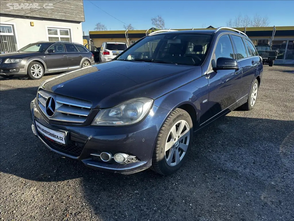 Mercedes-Benz Třídy C, 2,1 200CDI Avantgarde MANUAL
