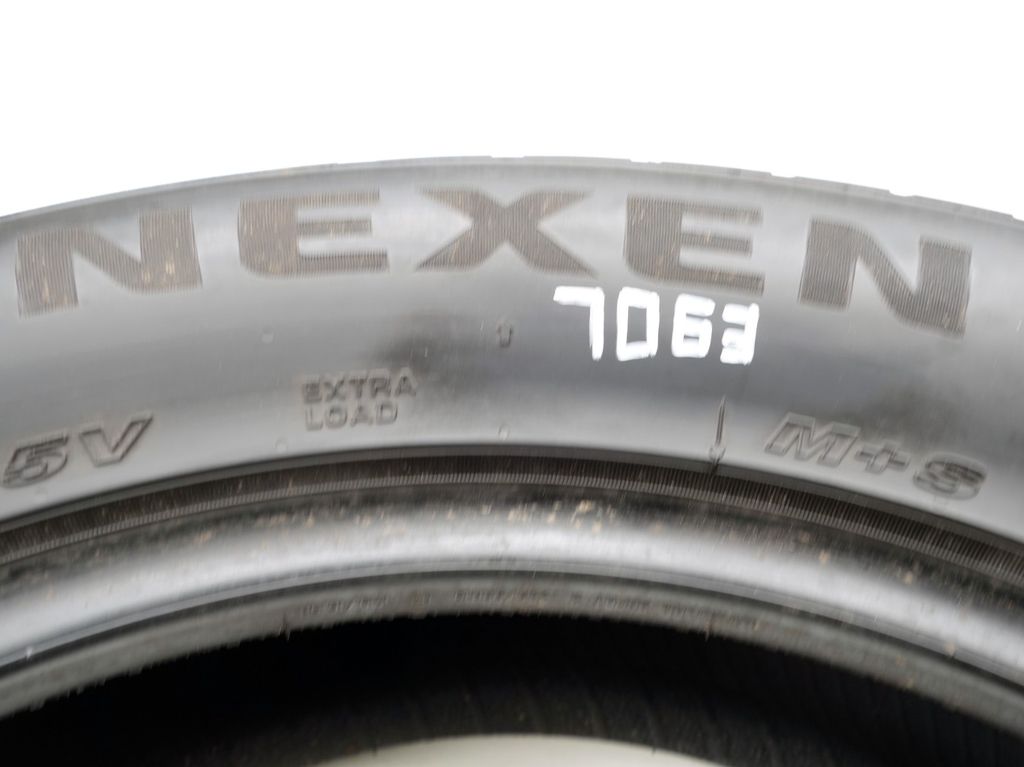 Zimní pneu 235/55/19 Nexen 4ks P7063