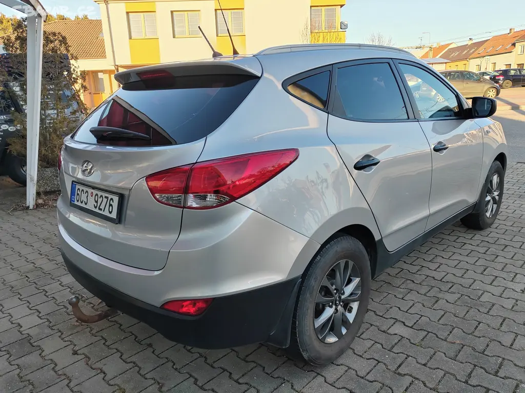 Hyundai ix35, 2.0i 122kw, 4x4, Manuál - fotka 6