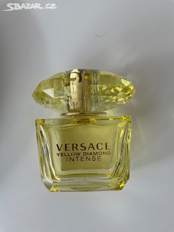 Parfémovaná voda Versace Yellow Diamond Intense