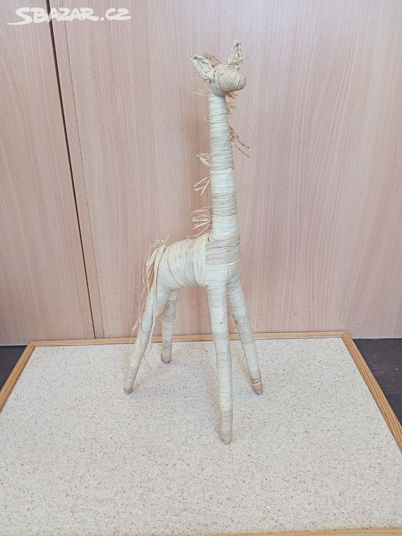 Žirafa slaměná 50 cm