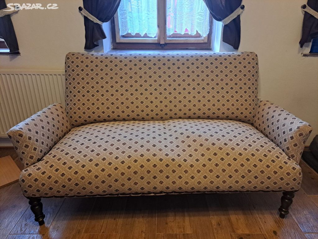 Starožitný gauč, křesla, válenda, bobky + židle