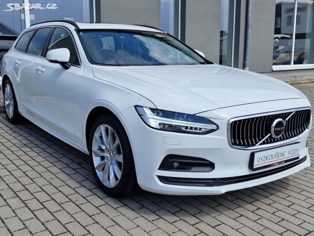 Volvo V90, 2.0 B4 AWD Momentum Pro,1.Maj