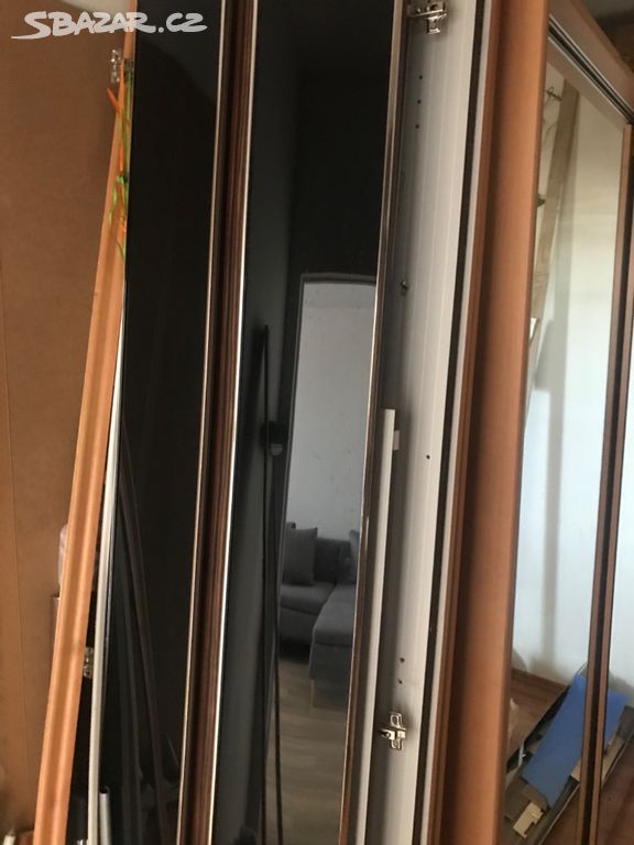 Ikea skrin orech dyha zrcadlova s suplaty 240 cm