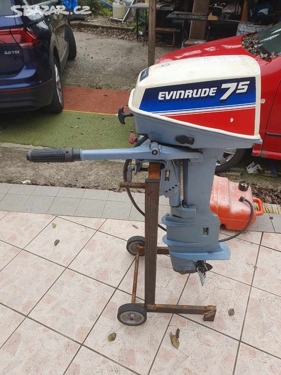 LODNÍ MOTOR EVINRUDE 7,5HP