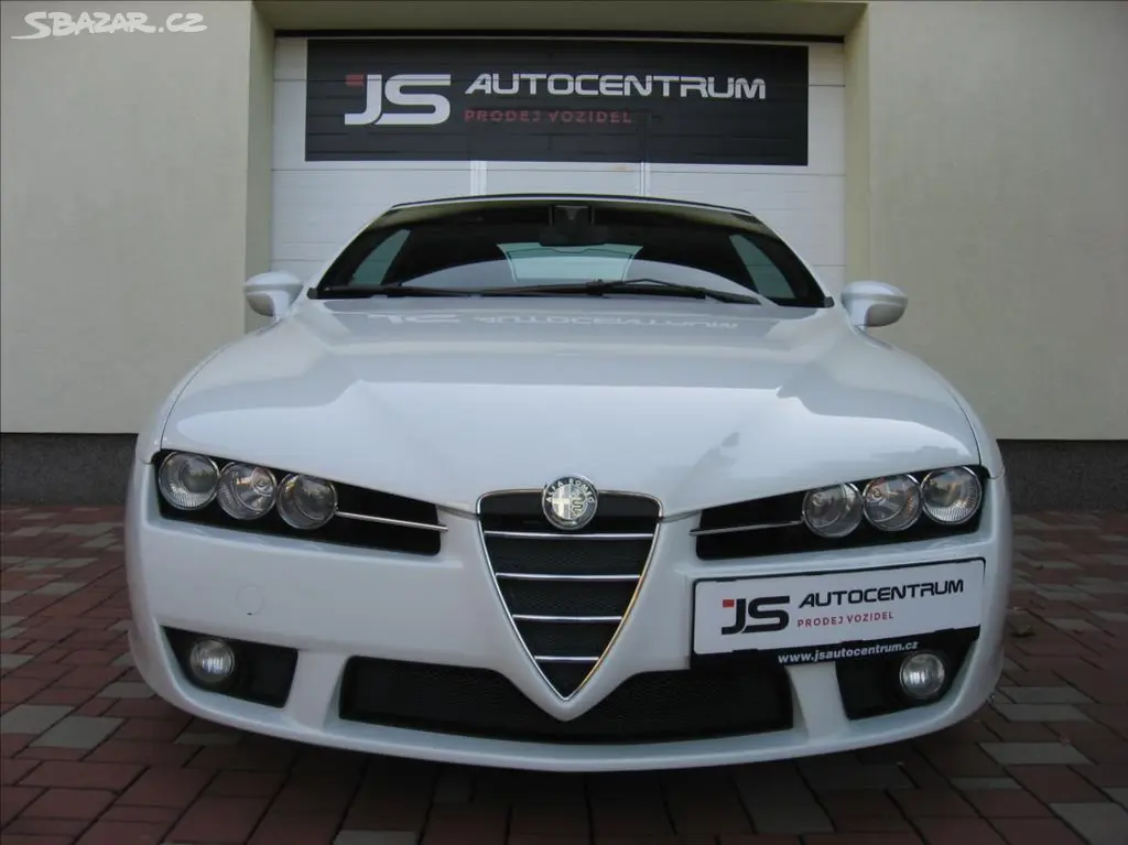 Alfa Romeo Spider, 2,2 JTS 185PS Exclusive - fotka 4